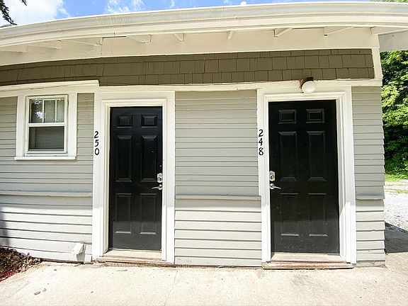 3rd image of 248 Campus Ave #248