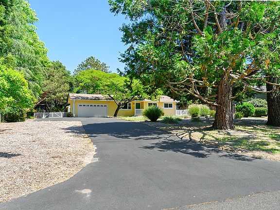 2nd image of 760 Belglen Way