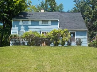20103 Butternut Ln, Warrensville Heights, OH