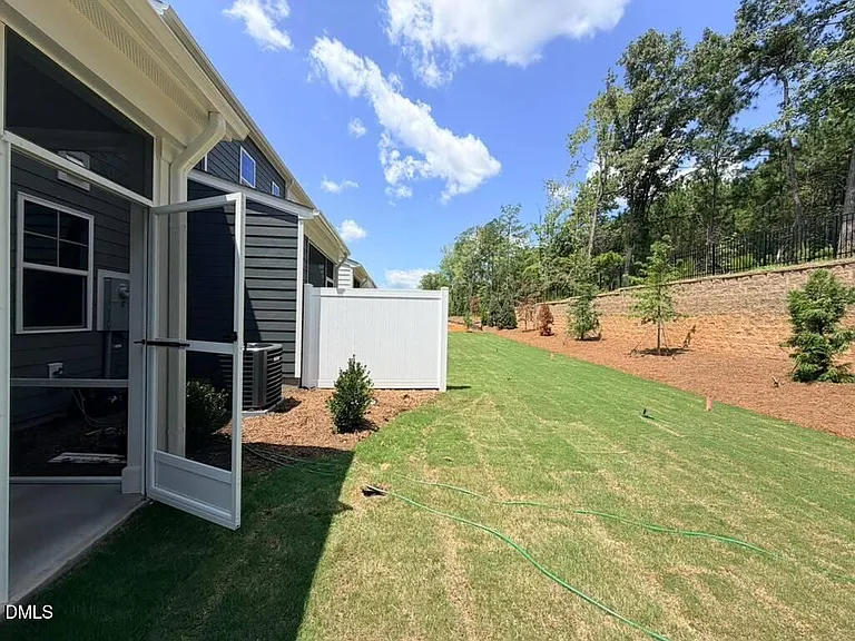 228 Deercroft Dr — Photo 23