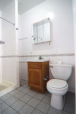 4th image of 37-51 58th St #3
