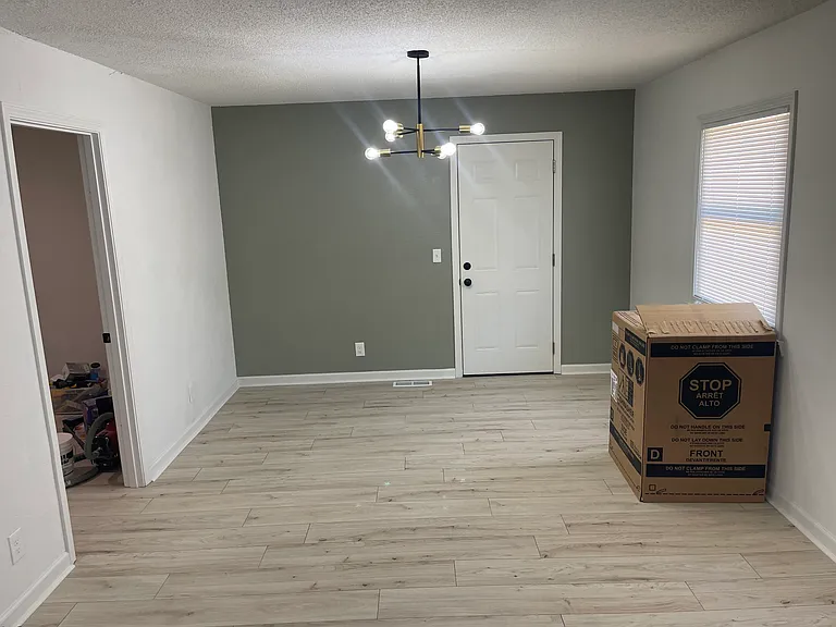 1507 E Catalina St — Photo 5