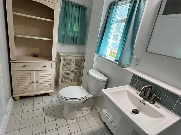 76 Bayview Ave #B — Photo 8