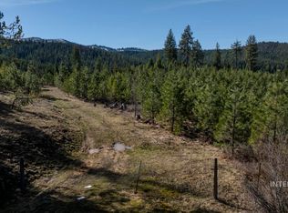 3 Owen Ln, Bovill, ID 83806