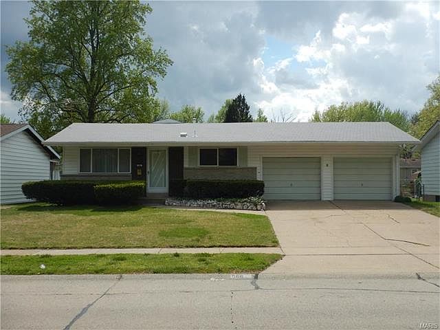 1st image of 566 Haventree Dr