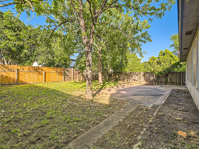 3104 Jubilee Trl — Photo 24