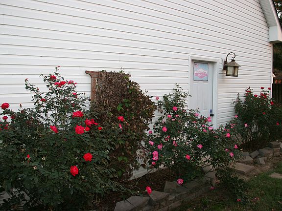 4th image of 2804 Kimberly St