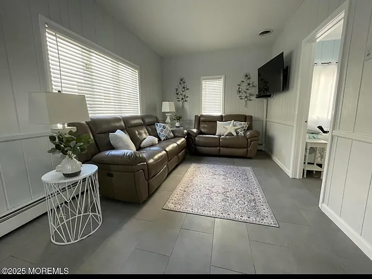 23 E Surf Way — Photo 4