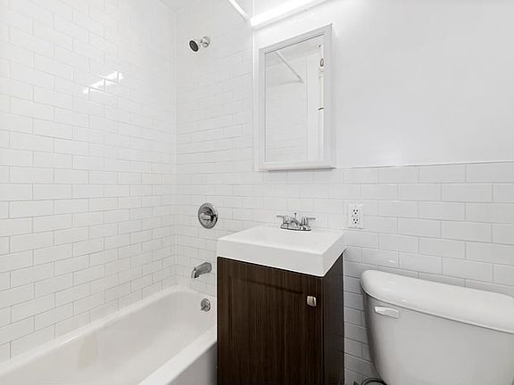 4th image of 19 Division St #6B