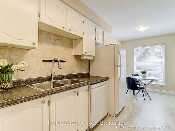 3rd image of 155 Glovers Rd #73