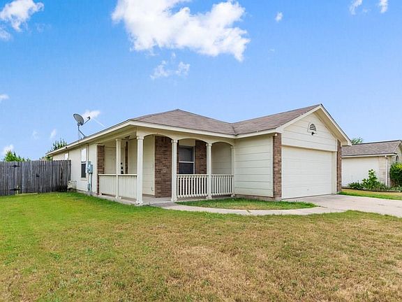 3rd image of 315 McCoy Ln