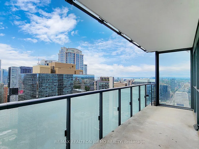 15 Grenville St #3503 — Photo 35