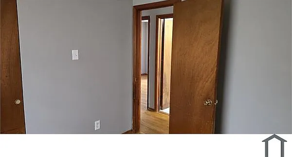 4446 Eminence Ave — Photo 17