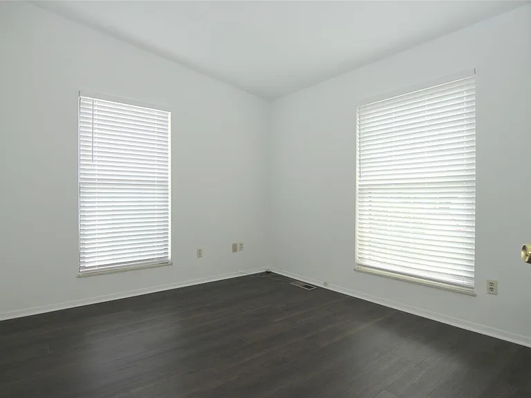 31119 Country Blf — Photo 15