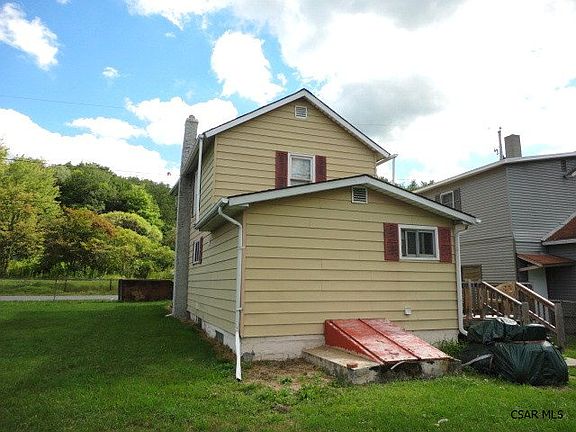 2nd image of 627 McCoy St