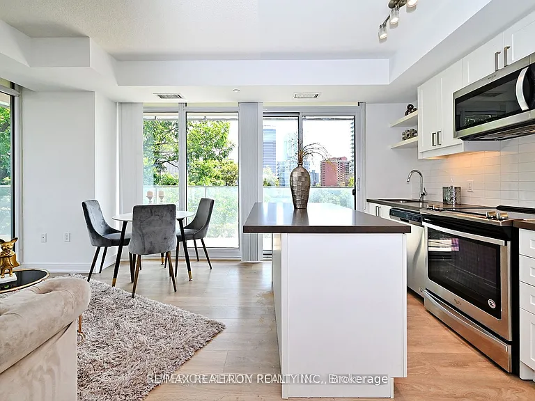 50 Wellesley St E #704 — Photo 6