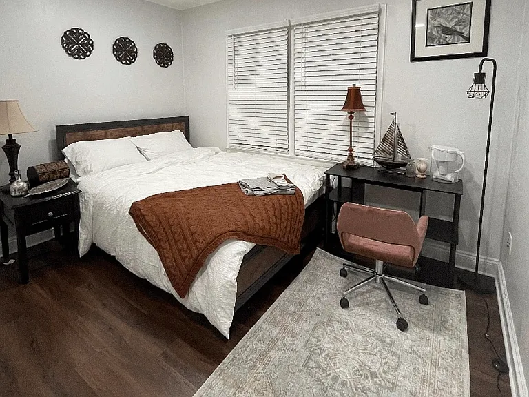 5003 Barnaby Ln #1 — Photo 1