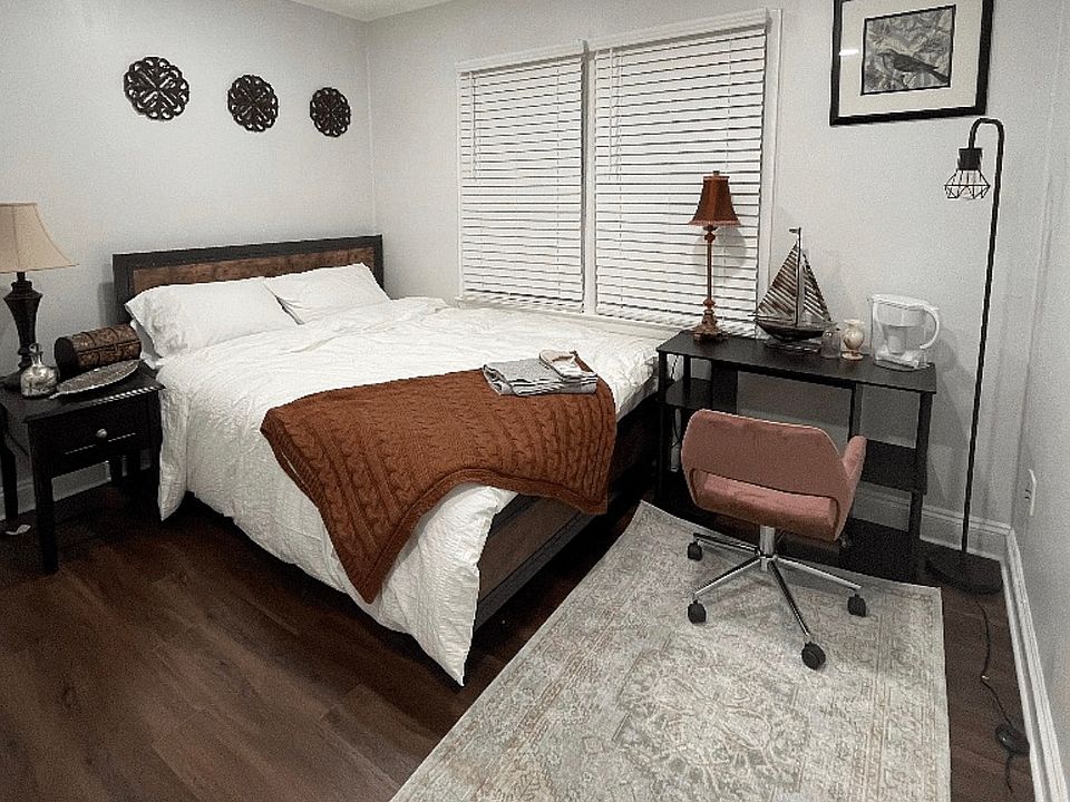 1st image of 5003 Barnaby Ln #1