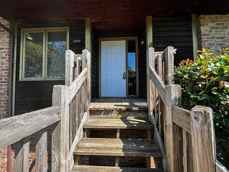 193 Kinloch Ct — Photo 5