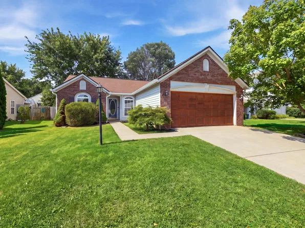 17714 Windwood Cir, Westfield, IN 46074