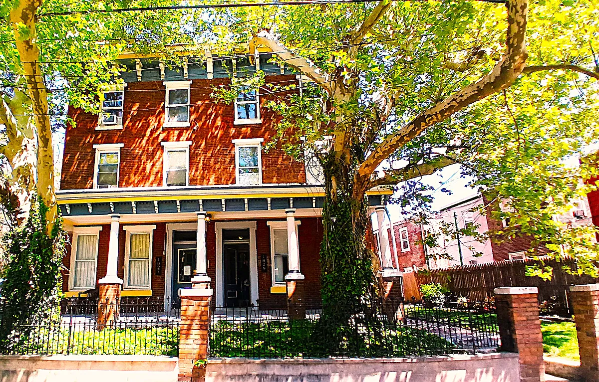 Apartment Building - 1829 Kinsey St #2F