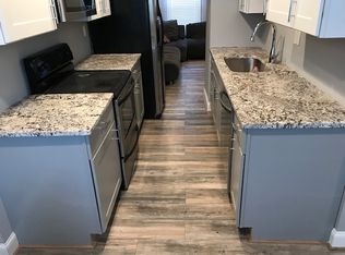 9808 Maple Leaf Dr, Gaithersburg, MD 20886
