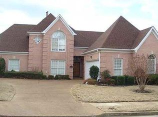 1646 Forsythe Trail Dr, Collierville, TN 38017