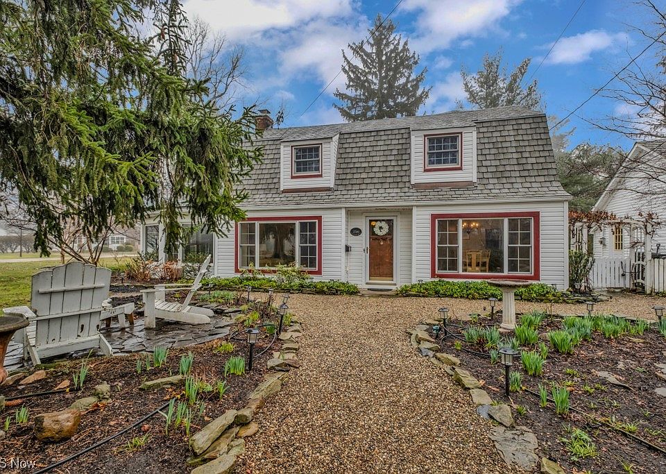 27180 Edgecliff Dr, Euclid, OH 44132 Zillow