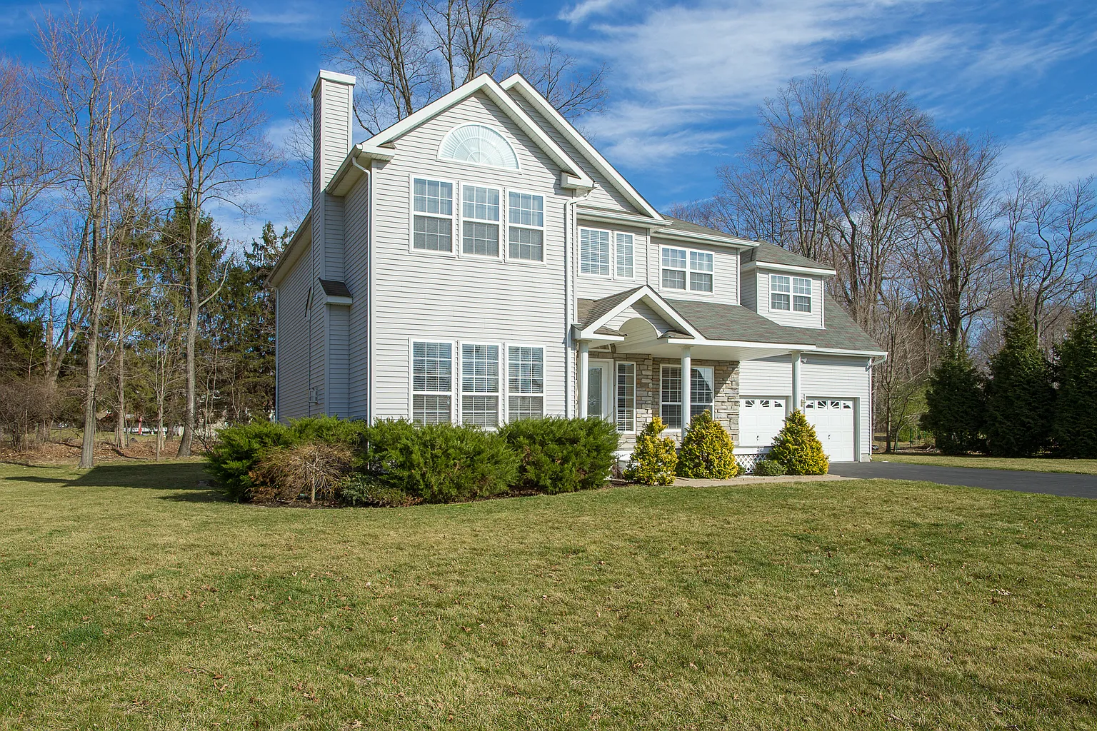 72 Firethorn Dr photo 1