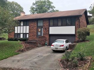 104 Leisure Ln, Huntington, WV 25705