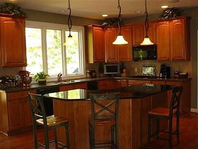 5th image of 869 Eagleview Ct
