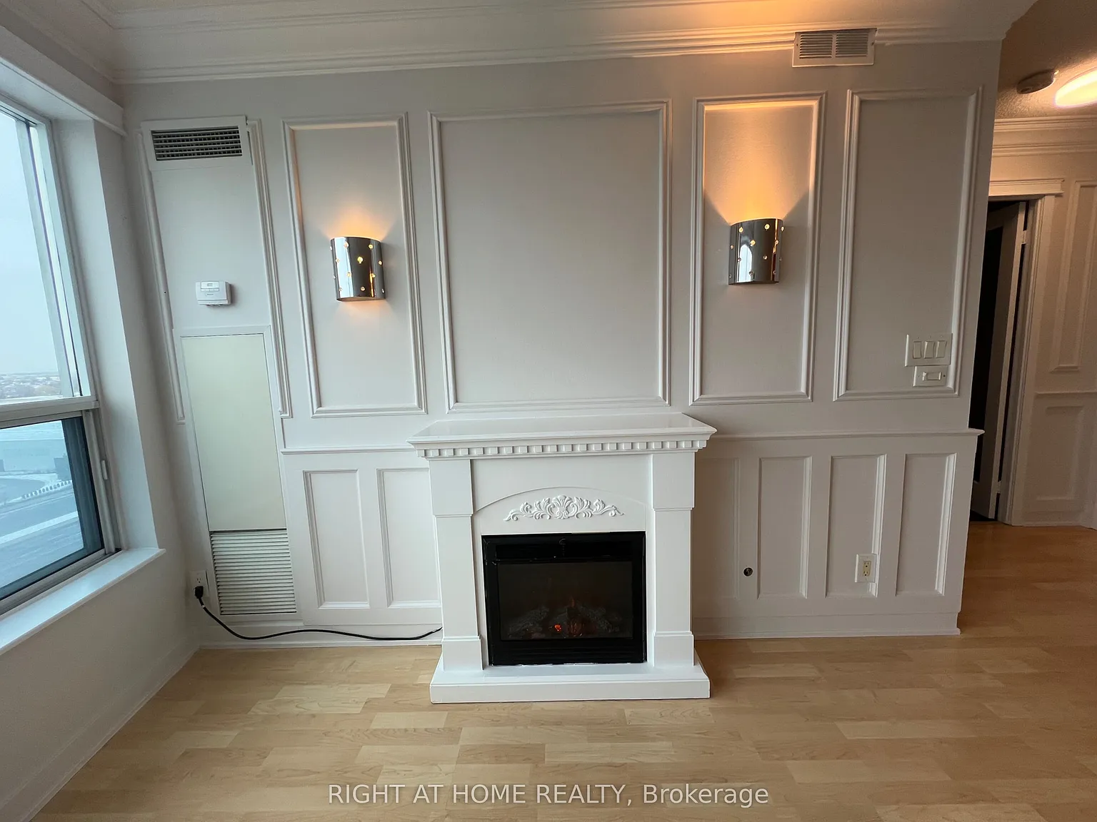 2 bed, $2,100 — Photo 3