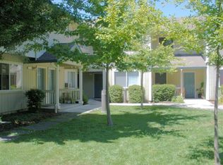 2153 Meadowbrook Ct APT 2, Santa Rosa, CA 95403