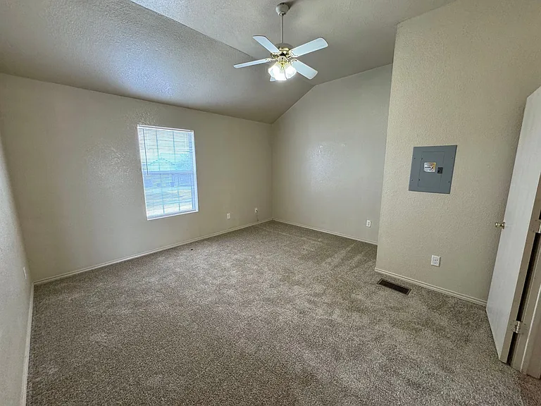 4506 Deek Dr — Photo 11