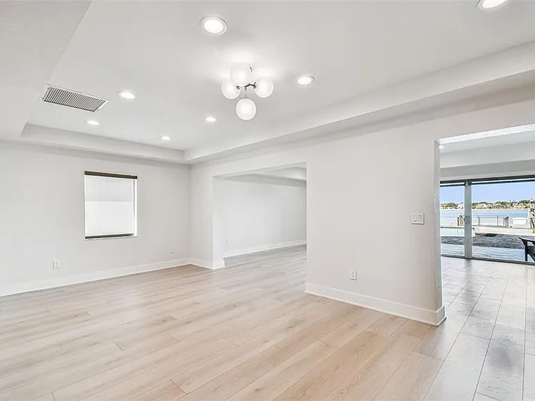 24 Adalia Ave — Photo 36