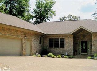 50 Baltanas Way, Hot Springs Village, AR 71909