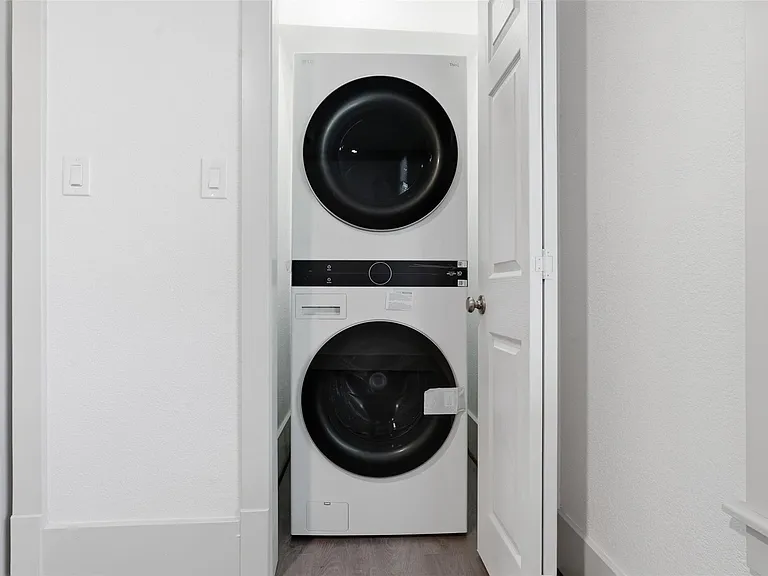 514 Vincent St #B — Photo 11