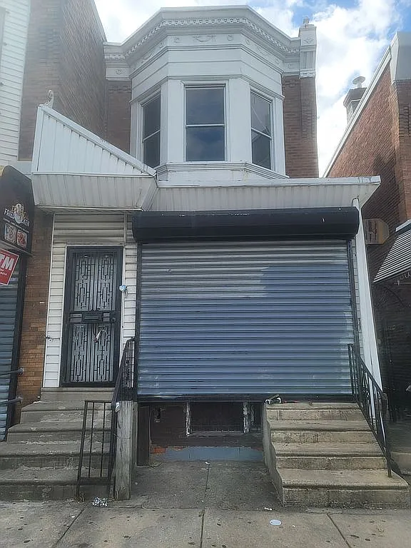 136 N 52nd St photo 1
