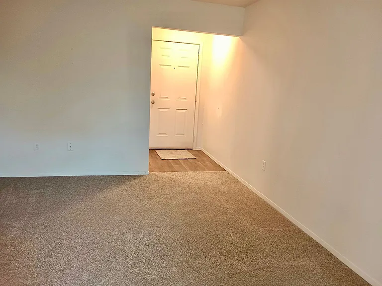 7005 W Timberline St — Photo 3