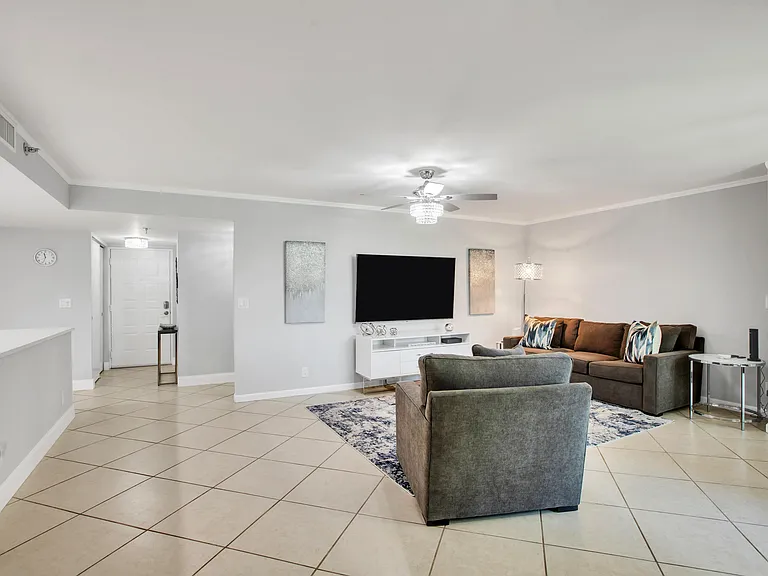 955 Egret Cir #104 — Photo 15