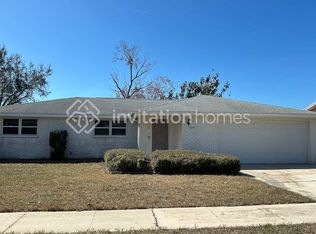 10744 119th St, Seminole, FL 33778