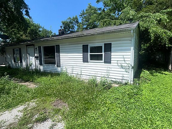 2nd image of 34 Saint Columba Dr