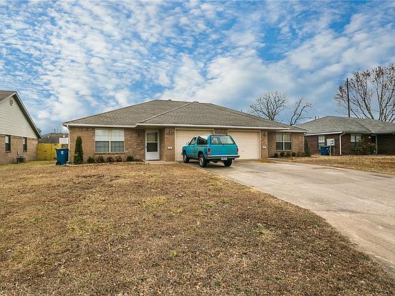 2nd image of 4 Holly Dr