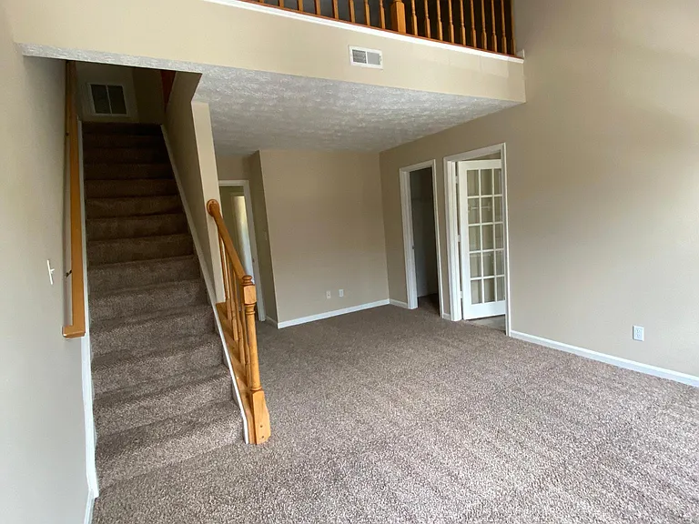 402 Dundee Pl — Photo 7