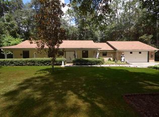 5534 Fox Fire Rd, Milton, FL 32570