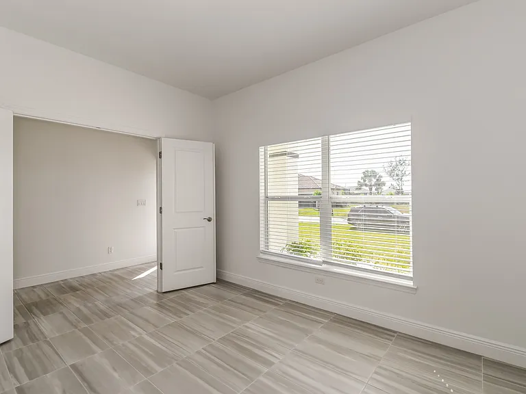 2329 NW 36th Ave — Photo 21