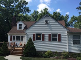 125 Passaic Ave, Roseland, NJ 07068