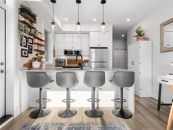 6045 Chilliwack River Rd #203, Chilliwack, BC V2R 4M2