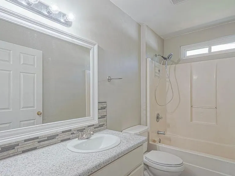 6521 Lake Joanna Cir — Photo 12