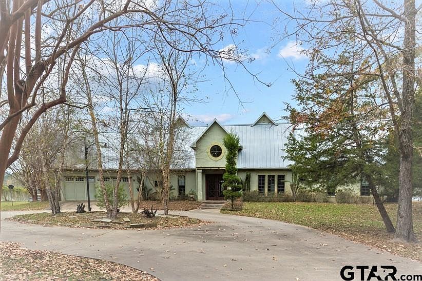 1st image of 16690 Driftwood Dr